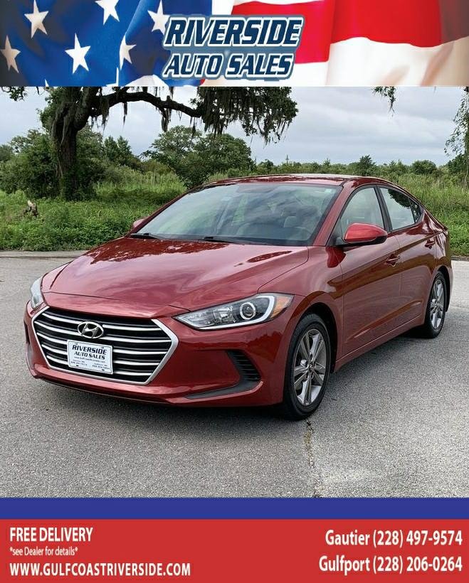 Used 2017 Hyundai Elantra SE image 1