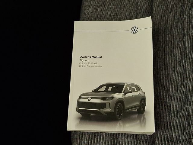 Used 2025 Volkswagen Tiguan S AWD/4WD image 23