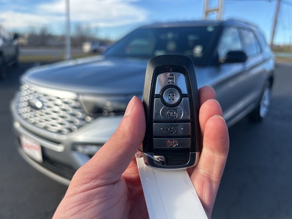 Used 2022 Ford Explorer Platinum w/ Equipment Group 601A image 49