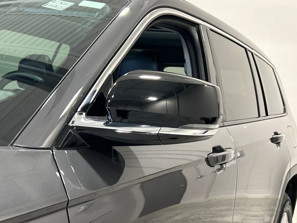 Certified 2022 Jeep Grand Cherokee L Limited w/ Trailer Tow Group (B) AWD/4WD image 12
