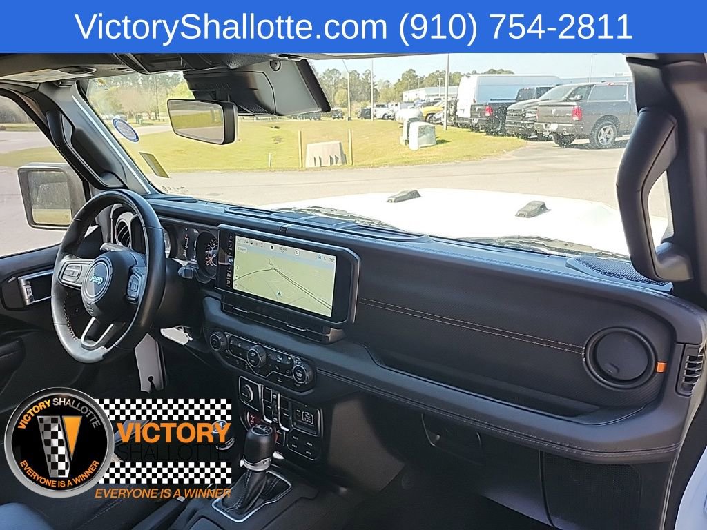 Certified 2024 Jeep Gladiator Mojave w/ Technology Group AWD/4WD image 31