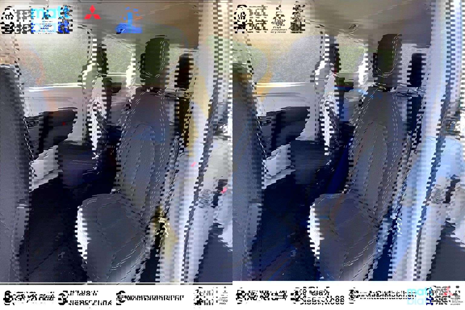 Used 2023 Chrysler Voyager LX image 27