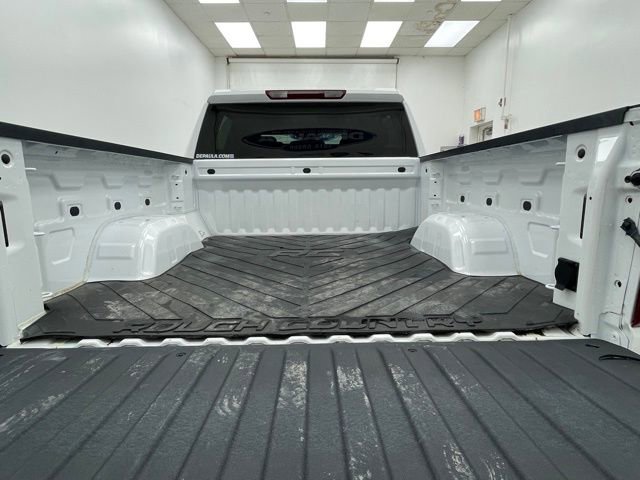 Used 2024 Chevrolet Silverado 1500 LT image 13