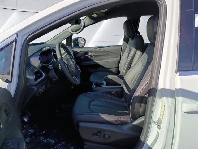 New 2026 Chrysler Pacifica Select image 26