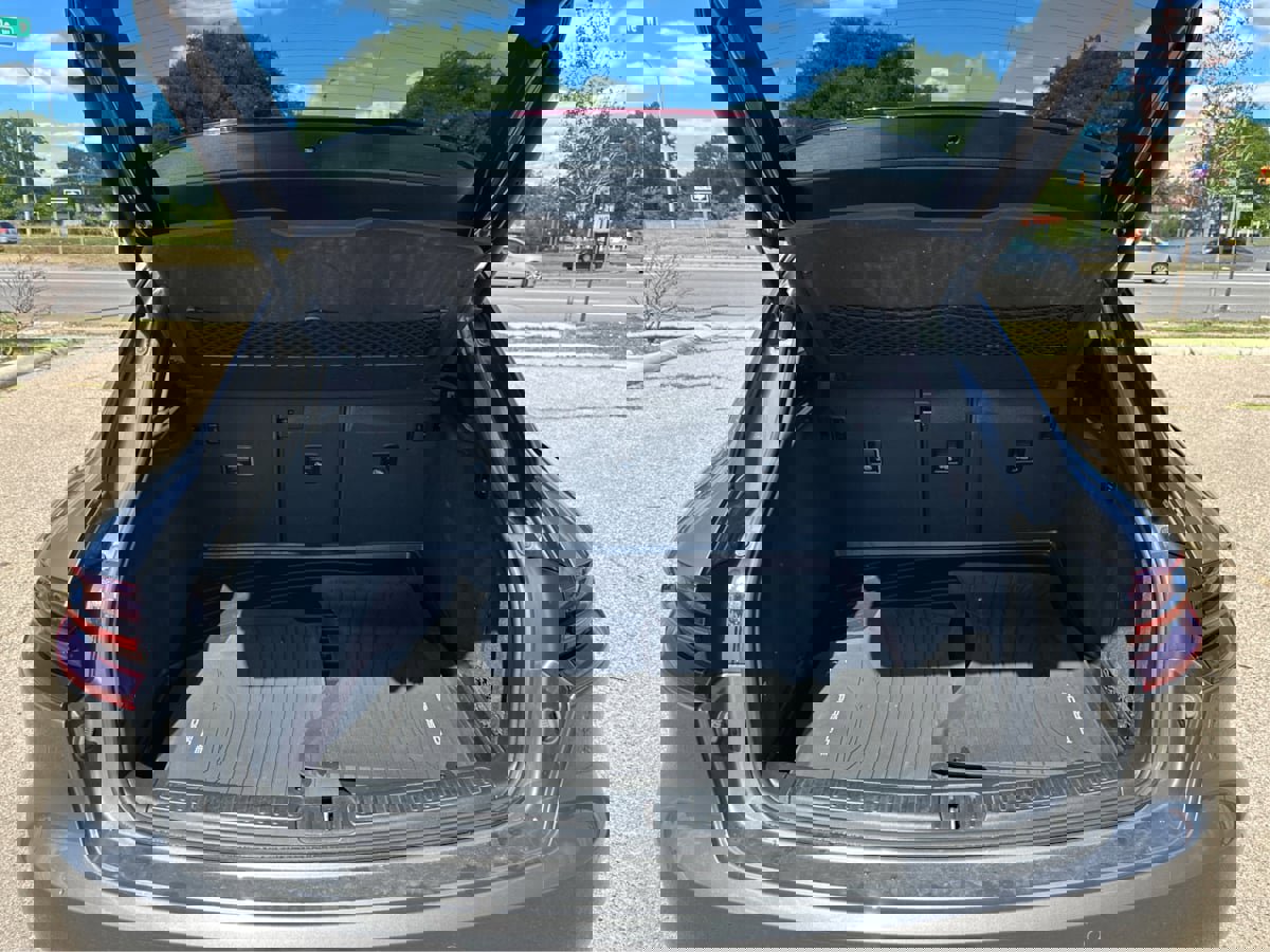 Used 2018 Porsche Macan GTS w/ Premium Package Plus image 14