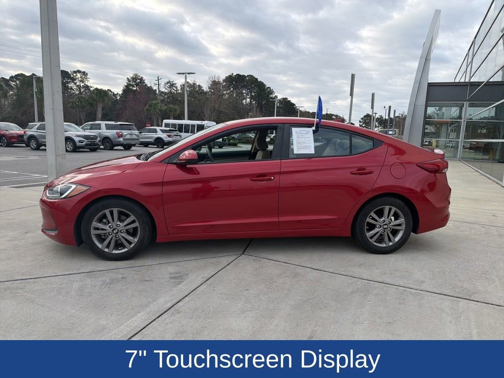 Used 2017 Hyundai Elantra SE image 4