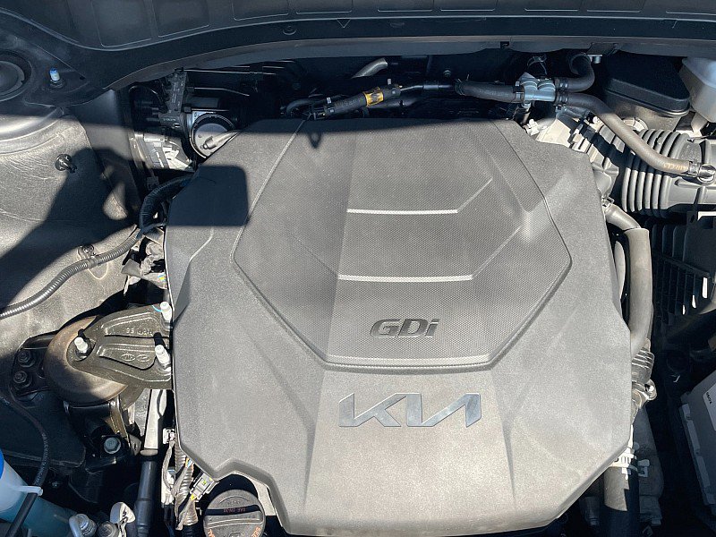 Used 2022 Kia Telluride SX w/ SX Prestige Package image 39