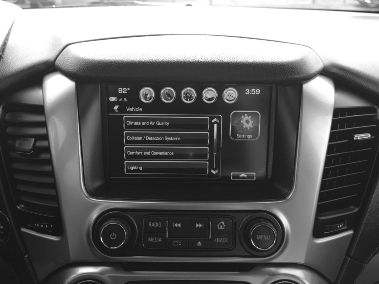 Used 2018 Chevrolet Suburban LT image 73