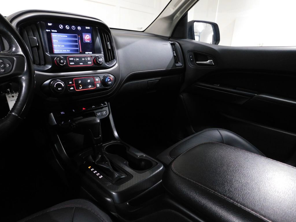Used 2016 GMC Canyon SLE w/ All Terrain Package image 66