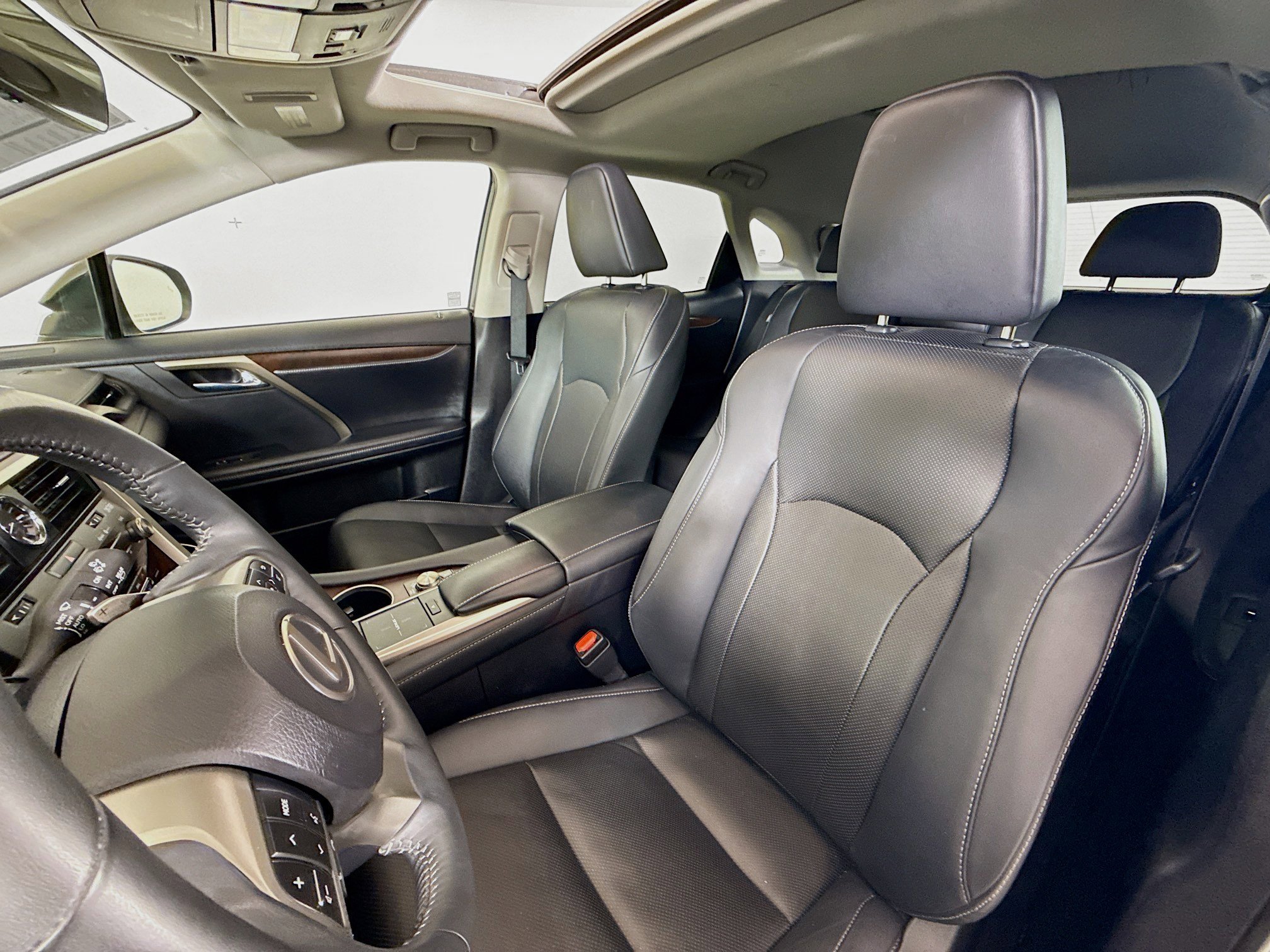 Certified 2022 Lexus RX 350 AWD w/ Premium Package image 11