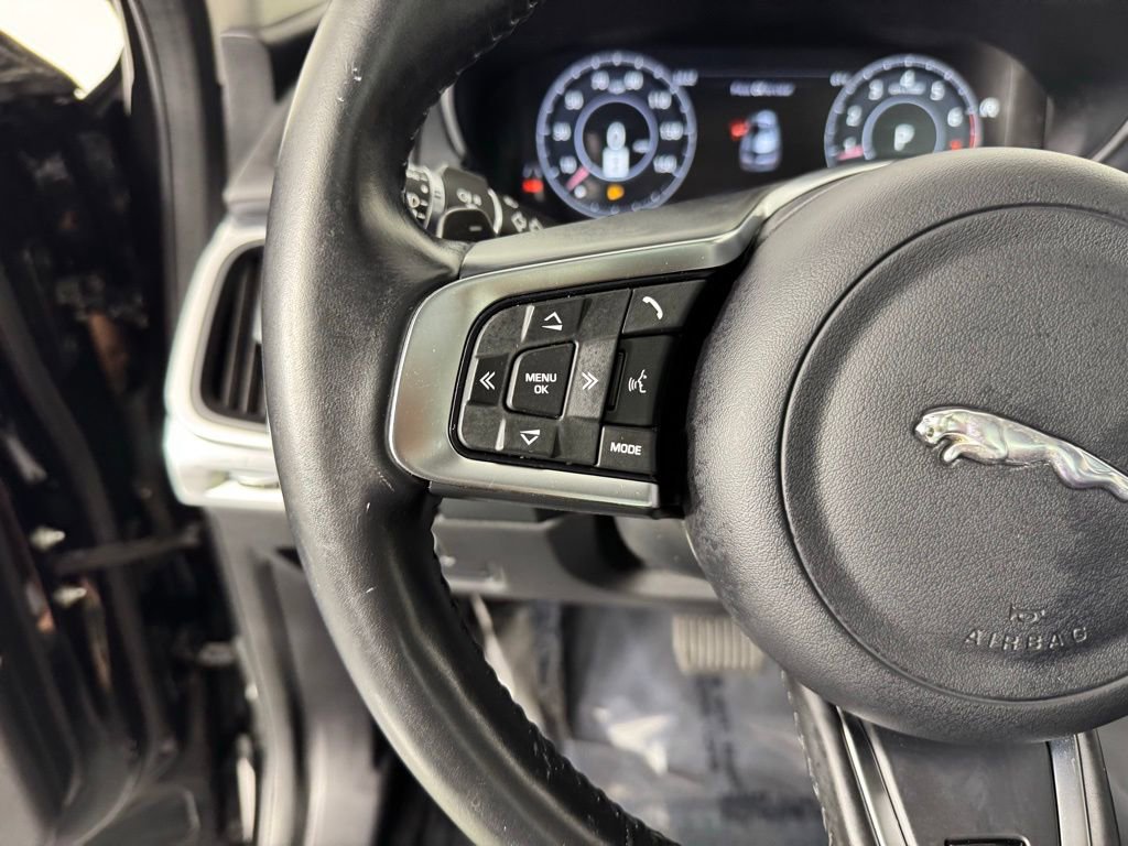 Used 2020 Jaguar E-PACE SE AWD/4WD image 18