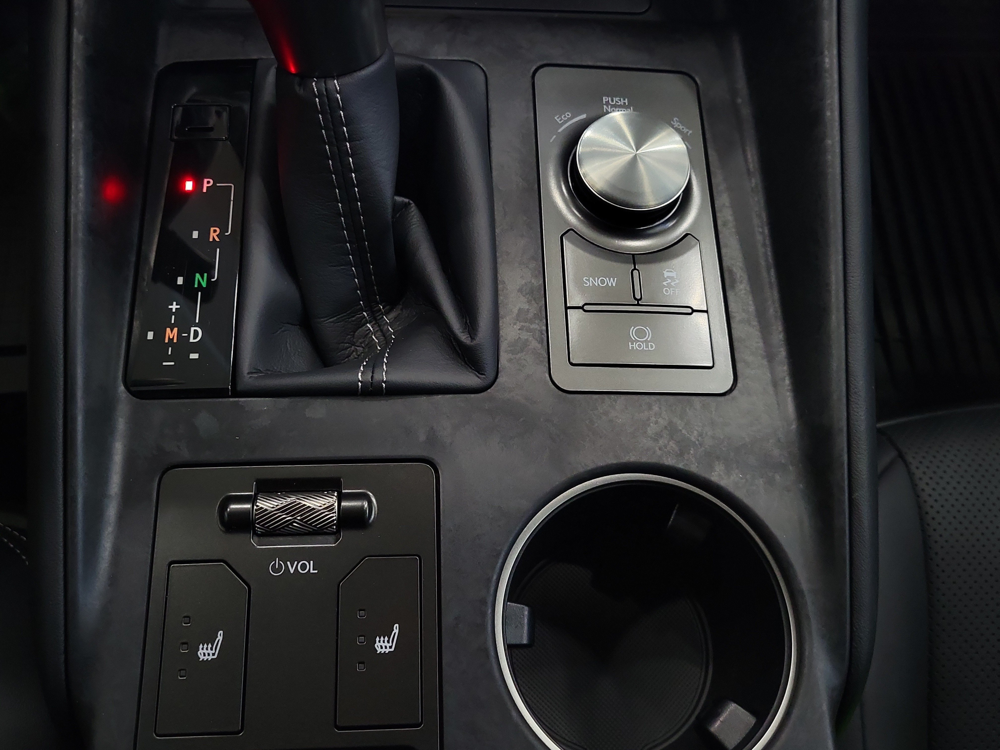 Used 2026 Lexus IS 350 F Sport w/ Accessory Package Z1 RWD image 26