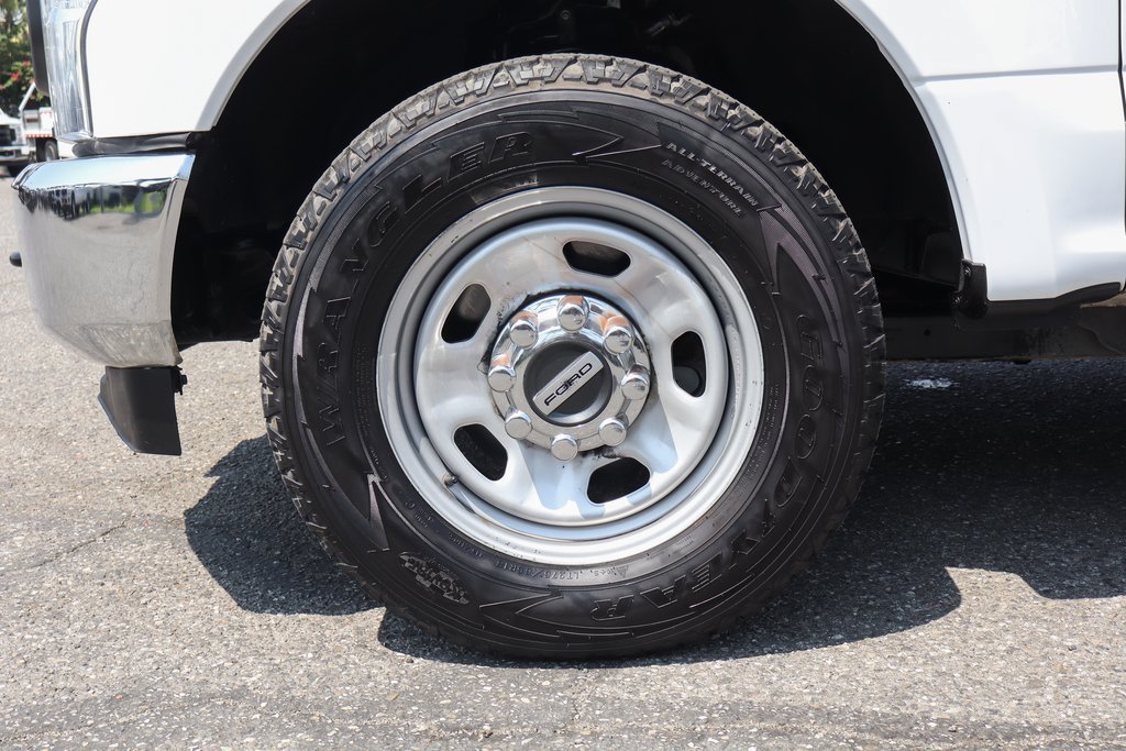 Used 2020 Ford F350 XL w/ Power Equipment Group RWD image 46