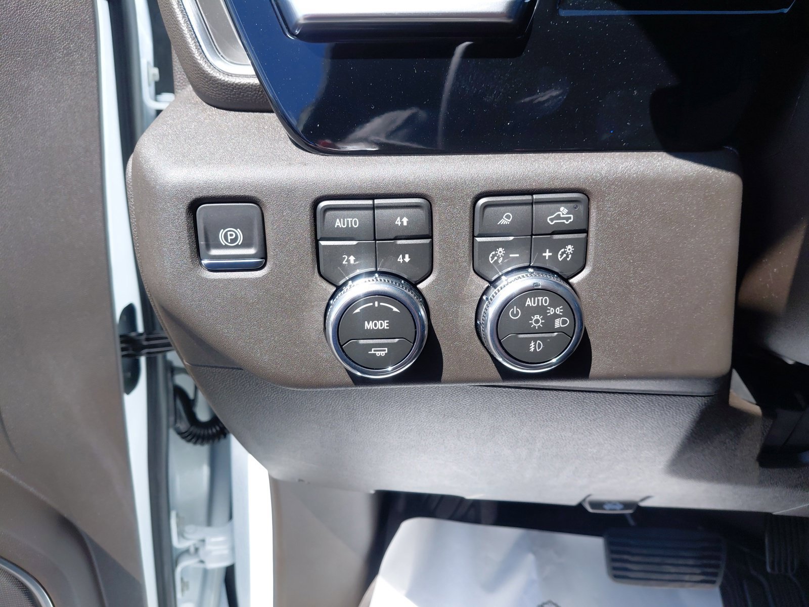 New 2026 GMC Sierra 3500 SLT AWD/4WD image 37