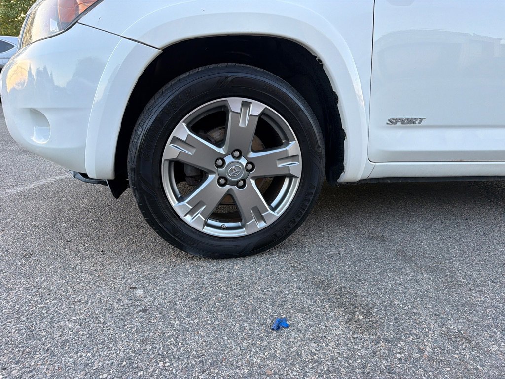 Used 2008 Toyota RAV4 Sport AWD/4WD image 10