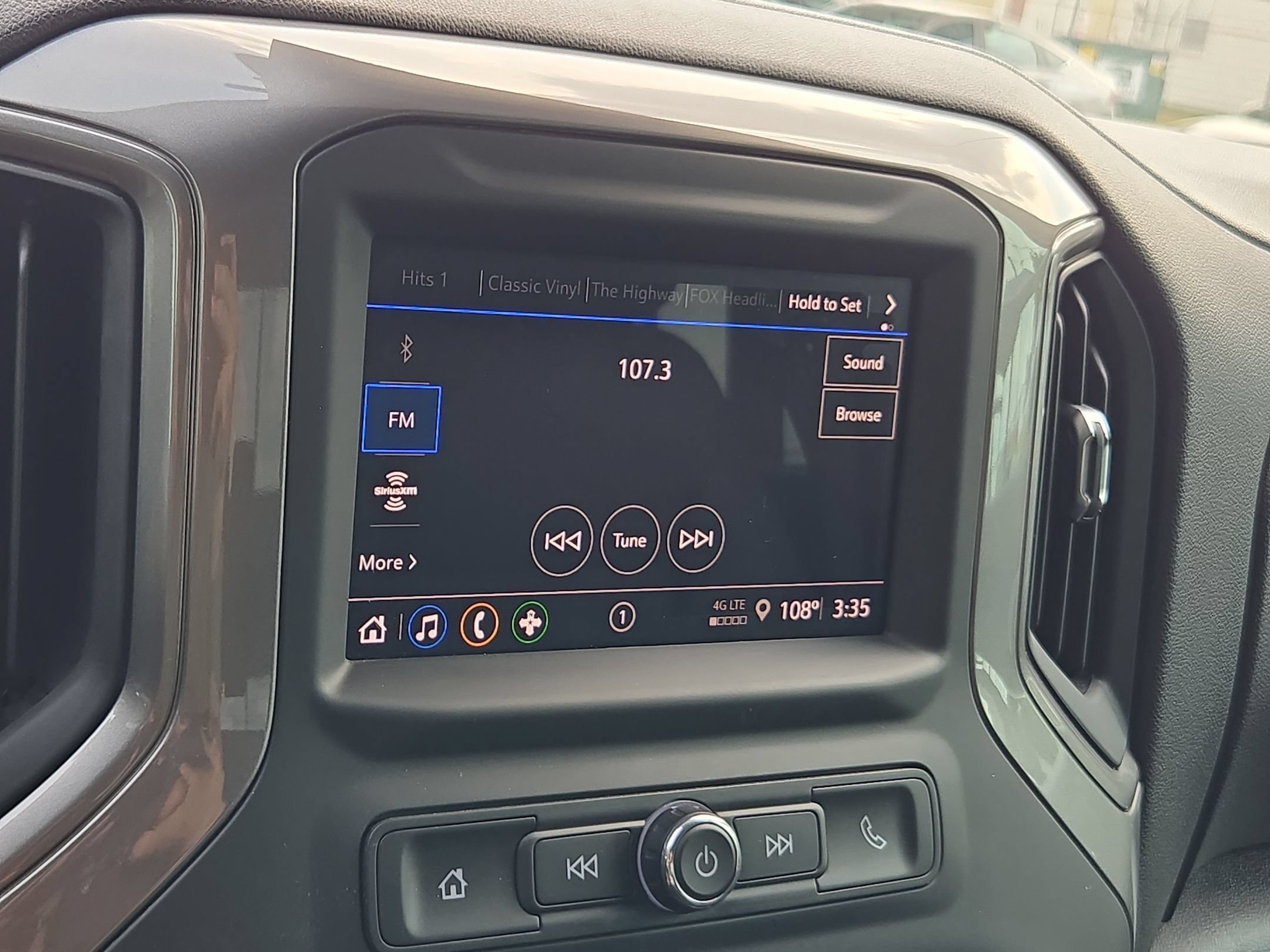 Used 2024 Chevrolet Silverado 1500 Custom RWD image 15