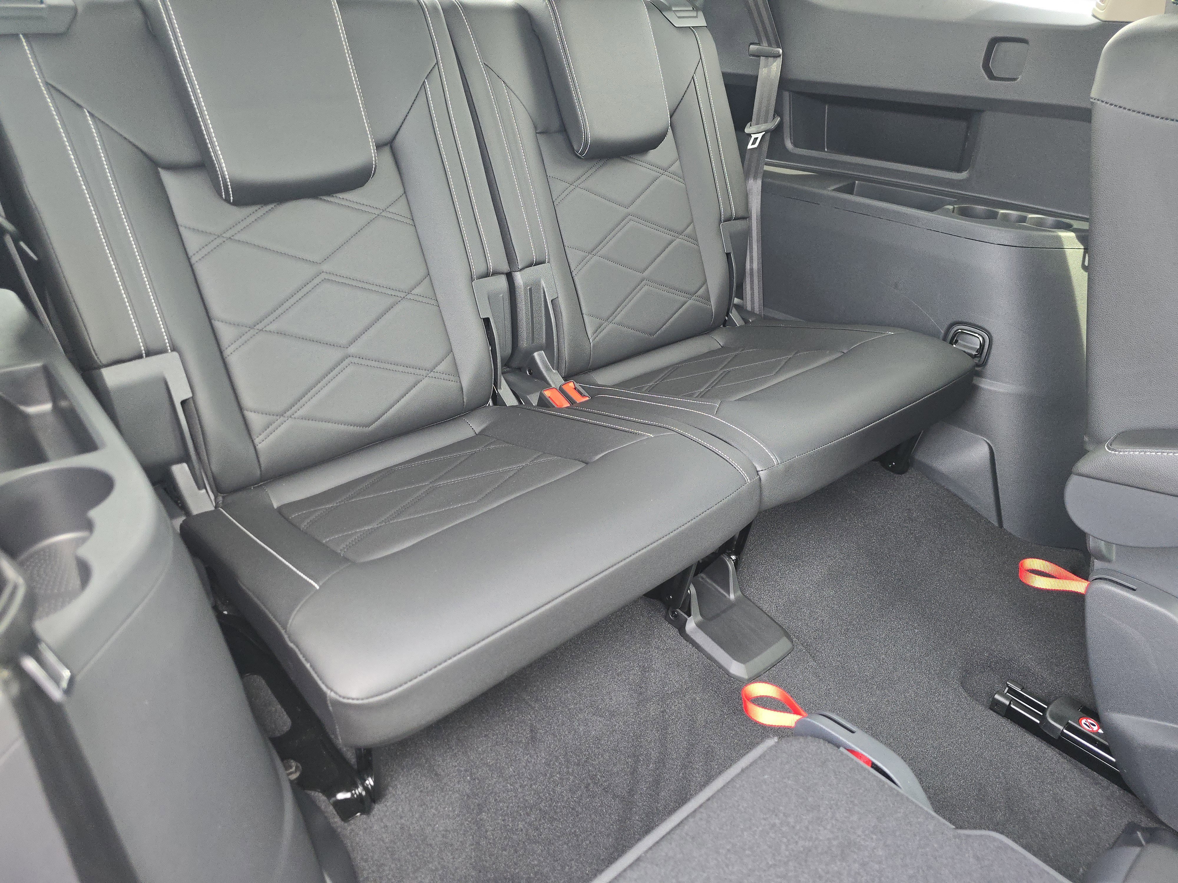 New 2026 Volkswagen Atlas SE image 18