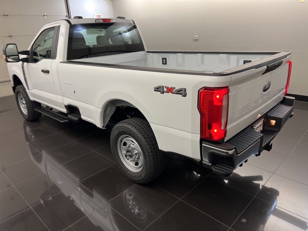New 2026 Ford F350 XL w/ XL Chrome Package image 4