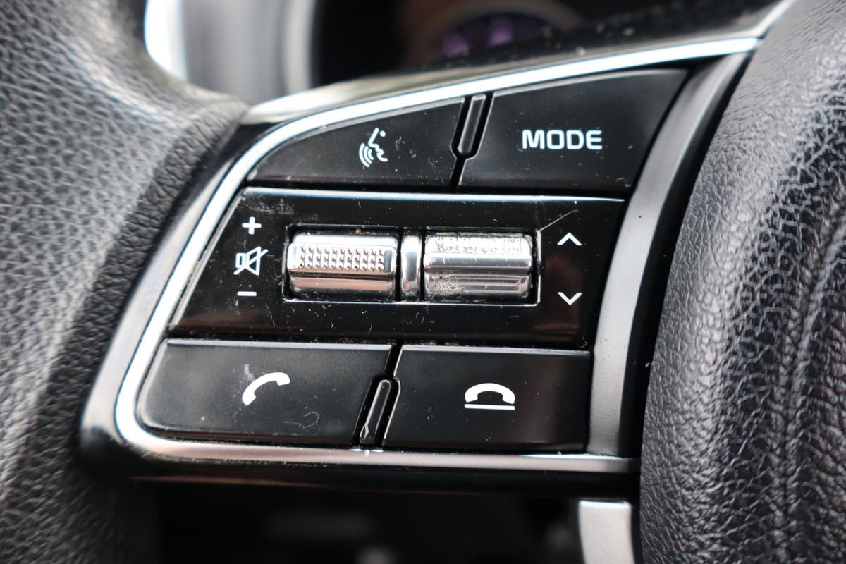Used 2022 Kia Sportage LX image 29