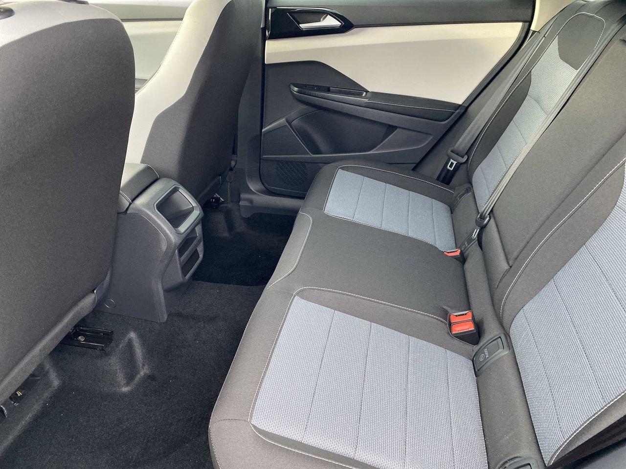 New 2026 Volkswagen Taos S FWD image 13