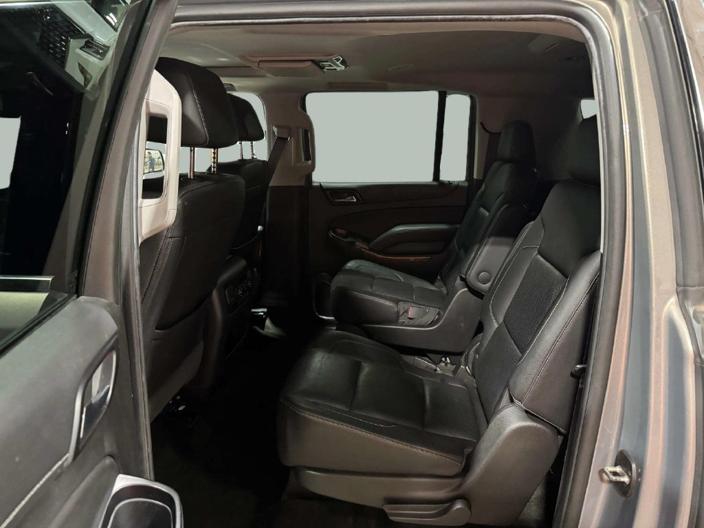 Used 2017 Chevrolet Suburban Premier AWD/4WD image 26