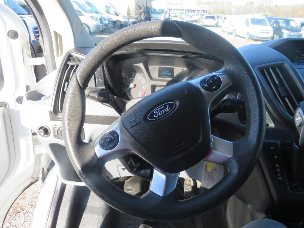 Used 2018 Ford Transit 250 148 High Roof image 9