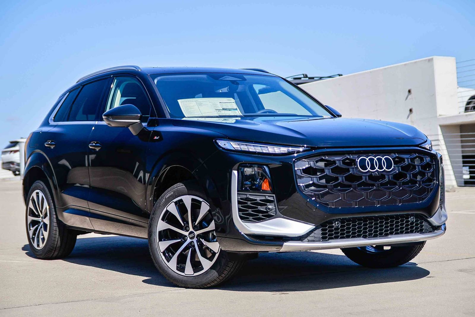 New 2026 Audi Q3 quattro 2.0T image 1