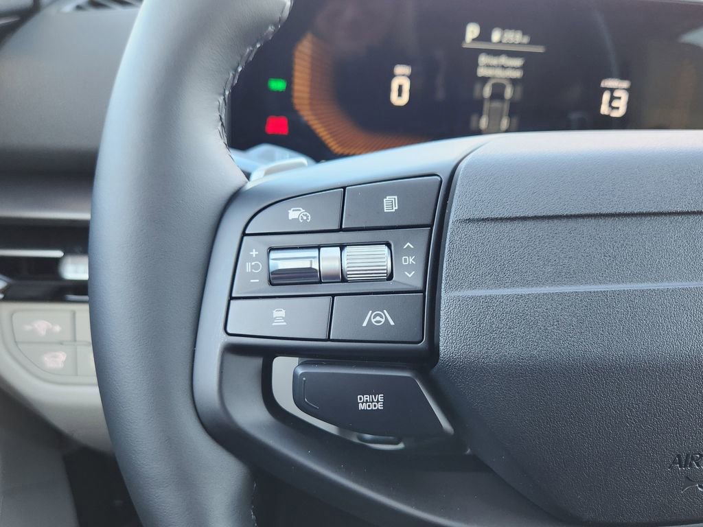 Certified 2026 Kia Sportage EX w/ EX Panoramic Sunroof Package image 26