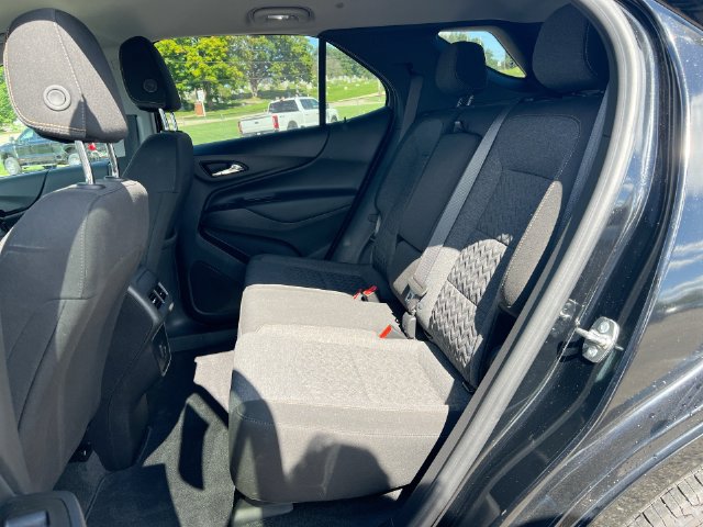 Used 2024 Chevrolet Equinox LT FWD image 32