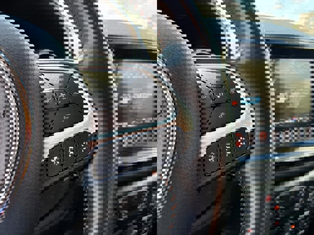 Used 2021 Jeep Compass Limited image 19