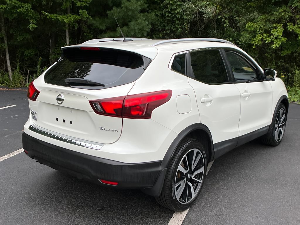 Used 2018 Nissan Rogue Sport SL w/ SL Premium Package AWD/4WD image 5