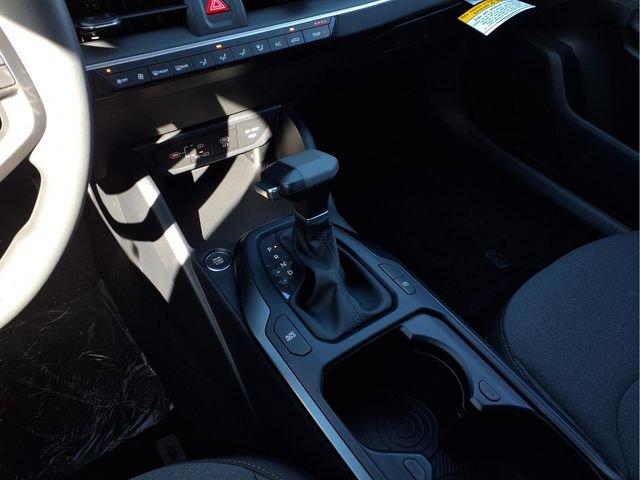 New 2026 Kia K4 LXS image 8