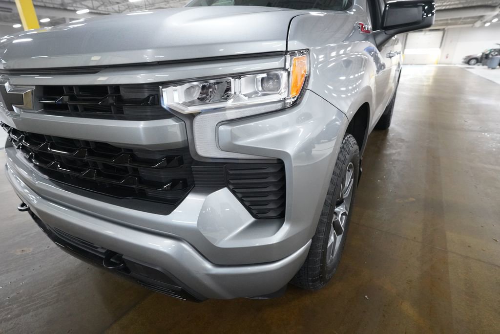 Certified 2024 Chevrolet Silverado 1500 RST AWD/4WD image 21