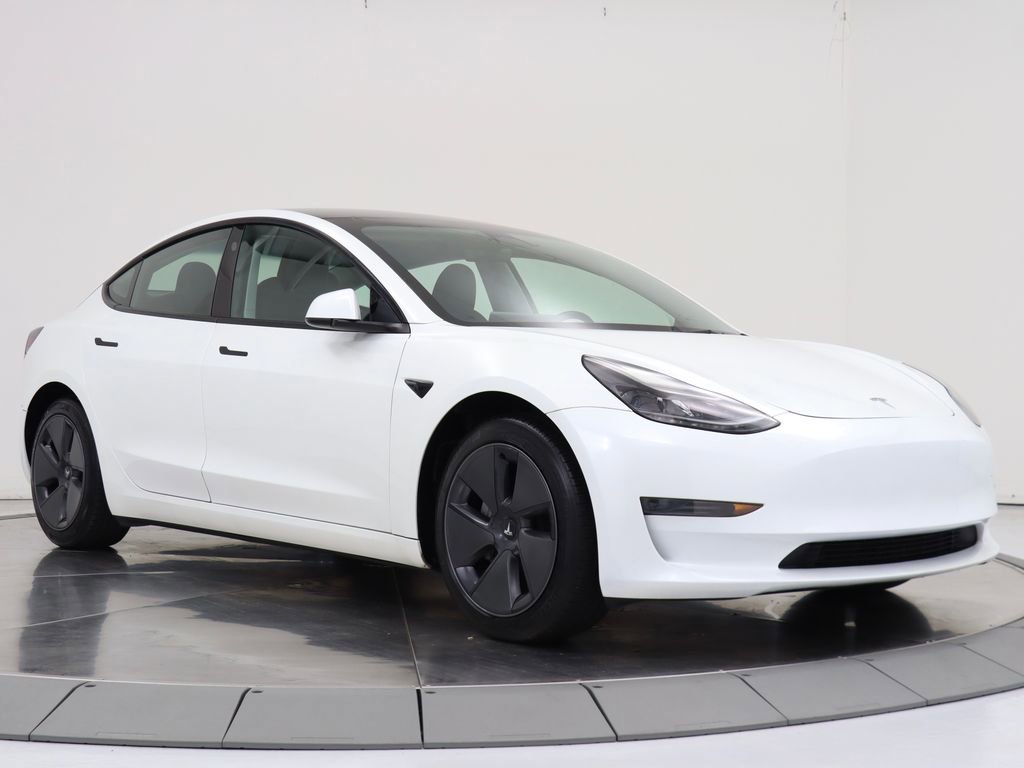 Used 2023 Tesla Model 3 Standard Range image 7
