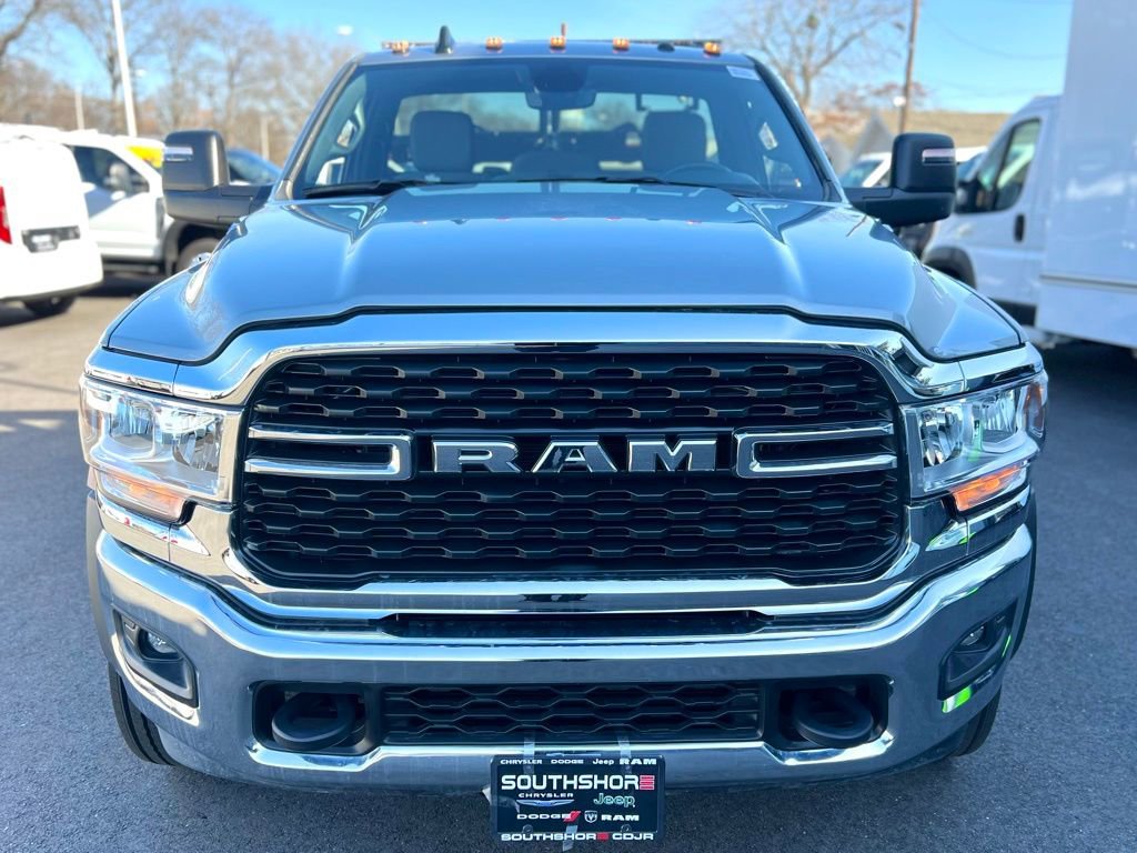 New 2024 RAM 4500 SLT w/ Quick Order Package 2YG SLT image 3