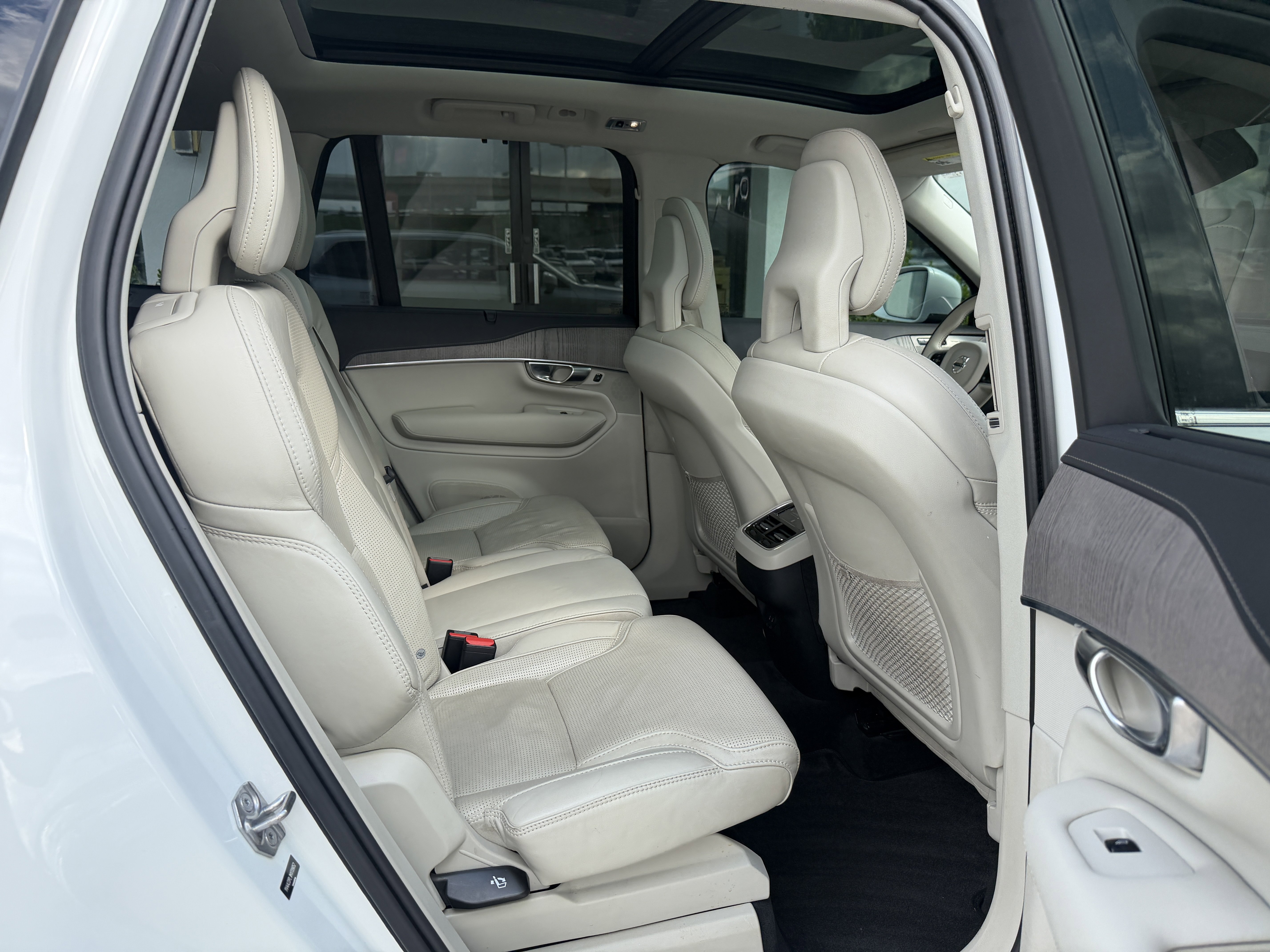 Used 2021 Volvo XC90 T6 Inscription w/ Advanced Package AWD/4WD image 24