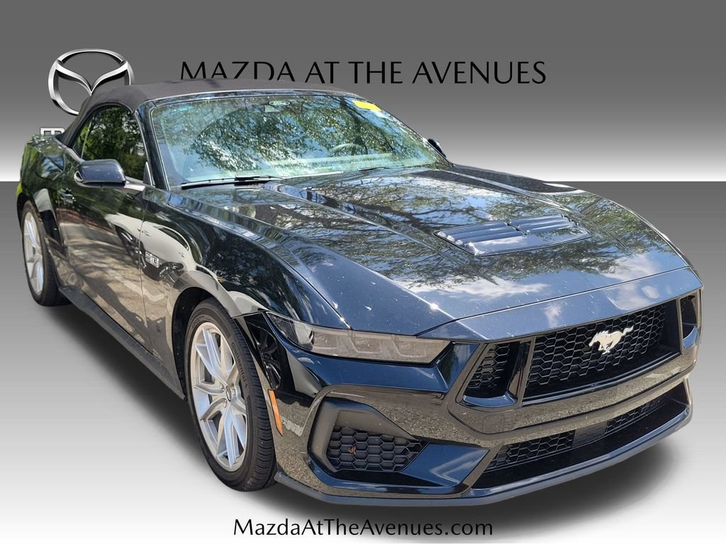 Used 2025 Ford Mustang GT Premium RWD image 8