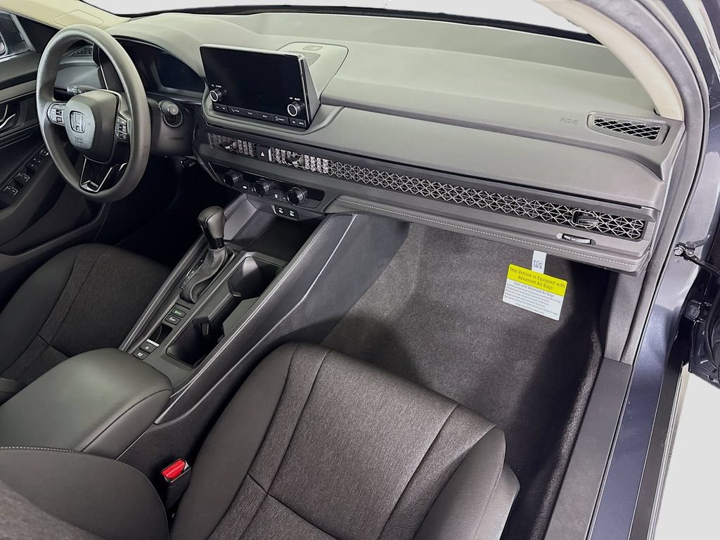 Certified 2025 Honda Accord LX image 17