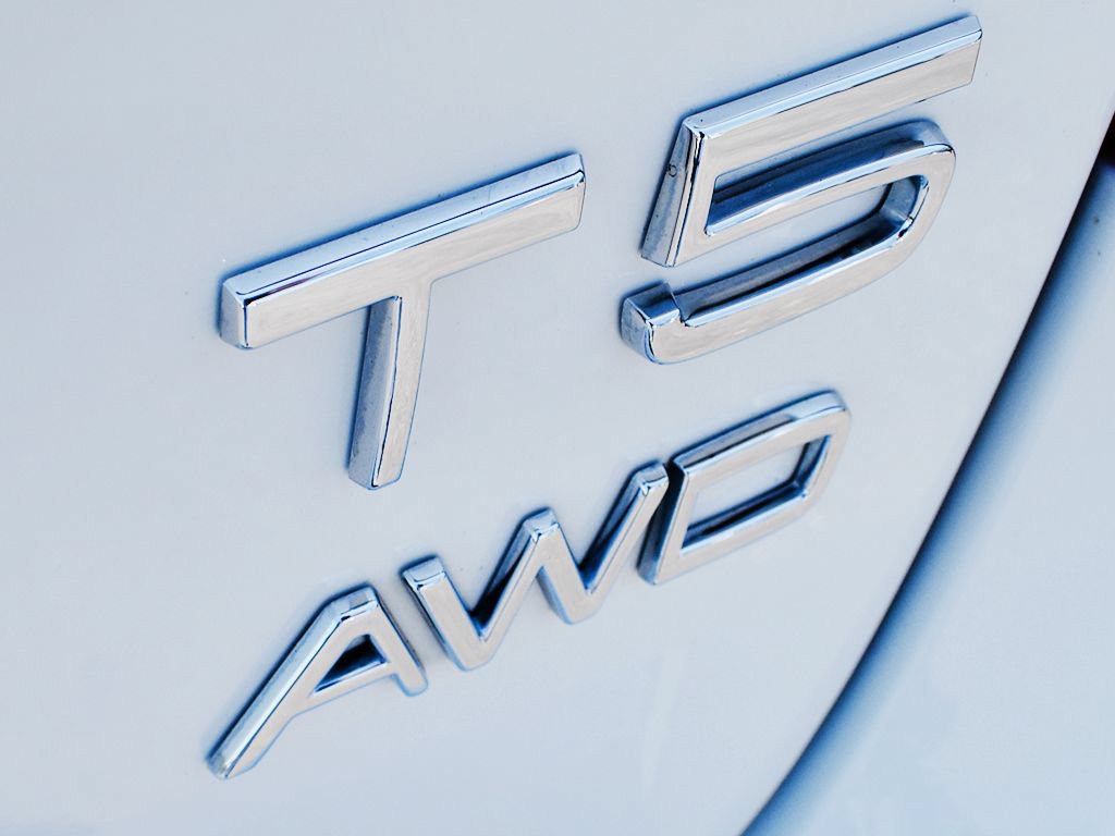 Used 2018 Volvo S60 T5 Dynamic AWD/4WD image 8