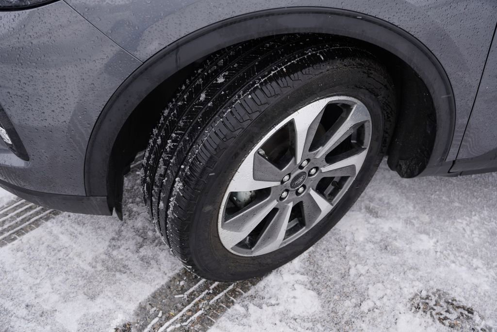 Certified 2023 Ford Escape Platinum image 17