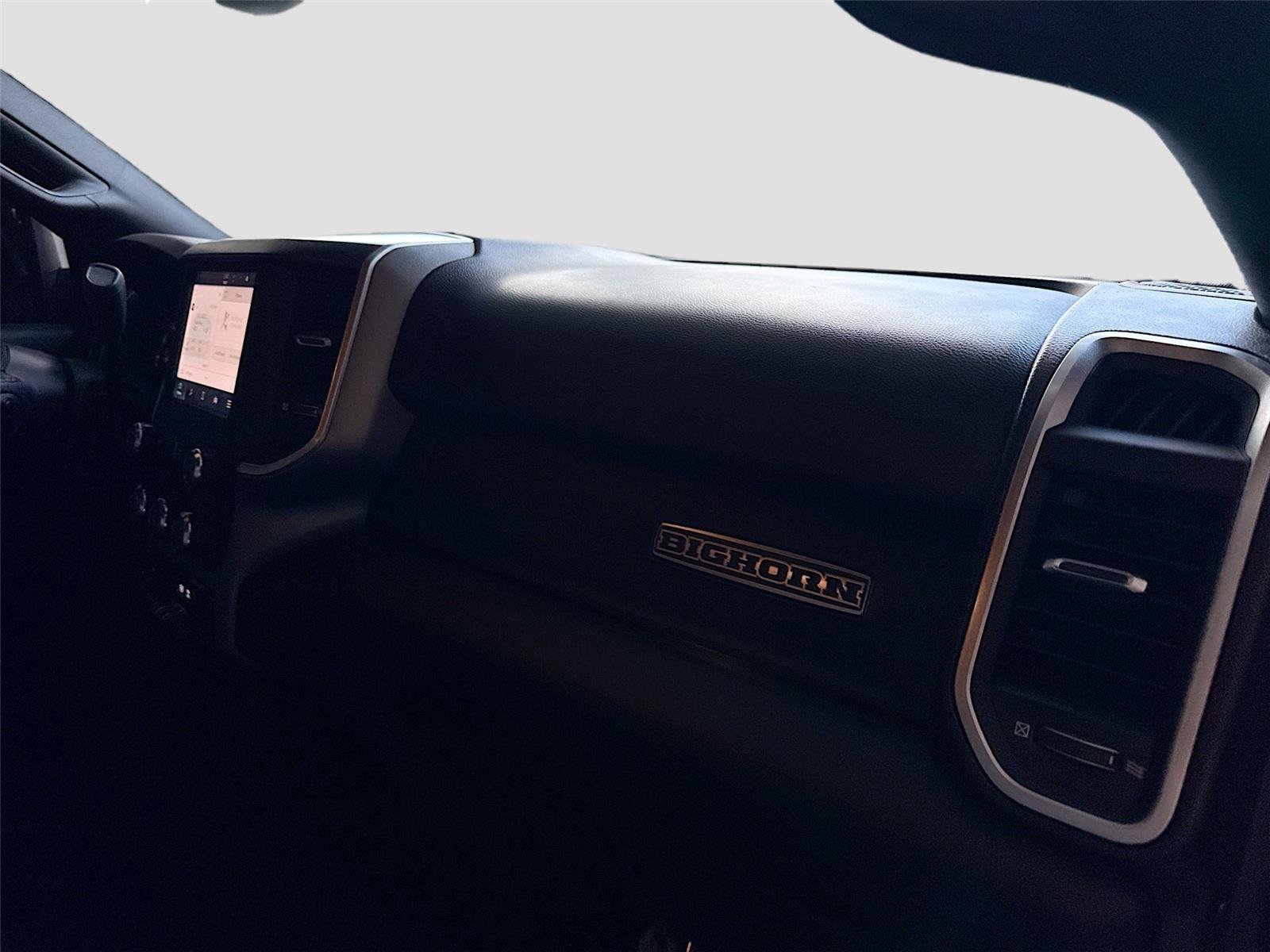 Used 2024 RAM 2500 Big Horn AWD/4WD image 27