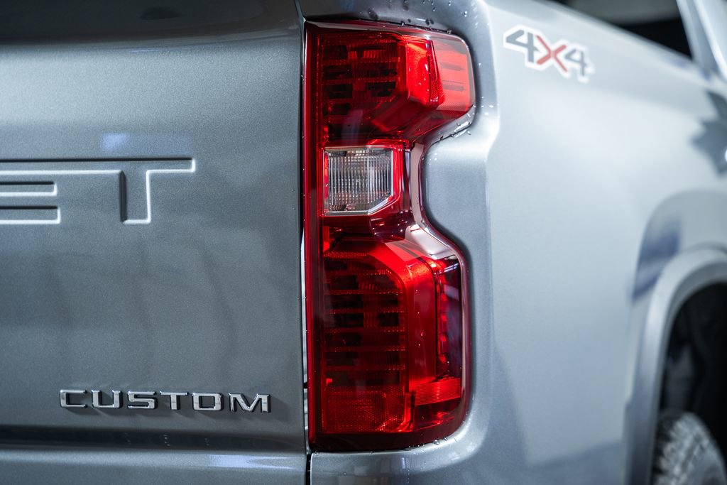 New 2026 Chevrolet Silverado 2500 Custom w/ Custom Value Package image 7