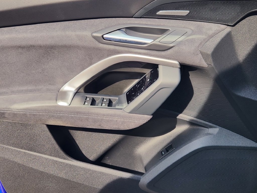 New 2026 Audi SQ5 Prestige AWD/4WD image 26