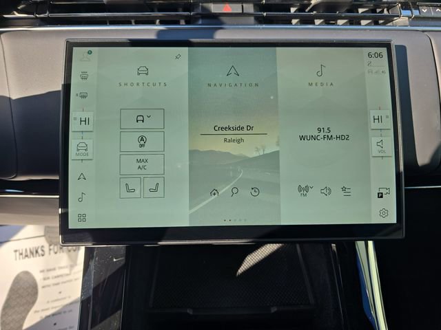 Used 2024 Land Rover Range Rover Sport SE image 19