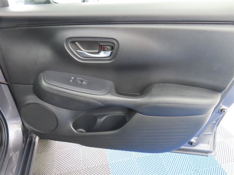 Used 2025 Honda HR-V LX image 23