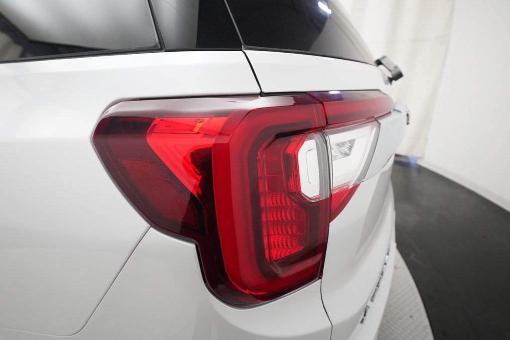 Used 2023 GMC Acadia Denali w/ Trailering Package image 33