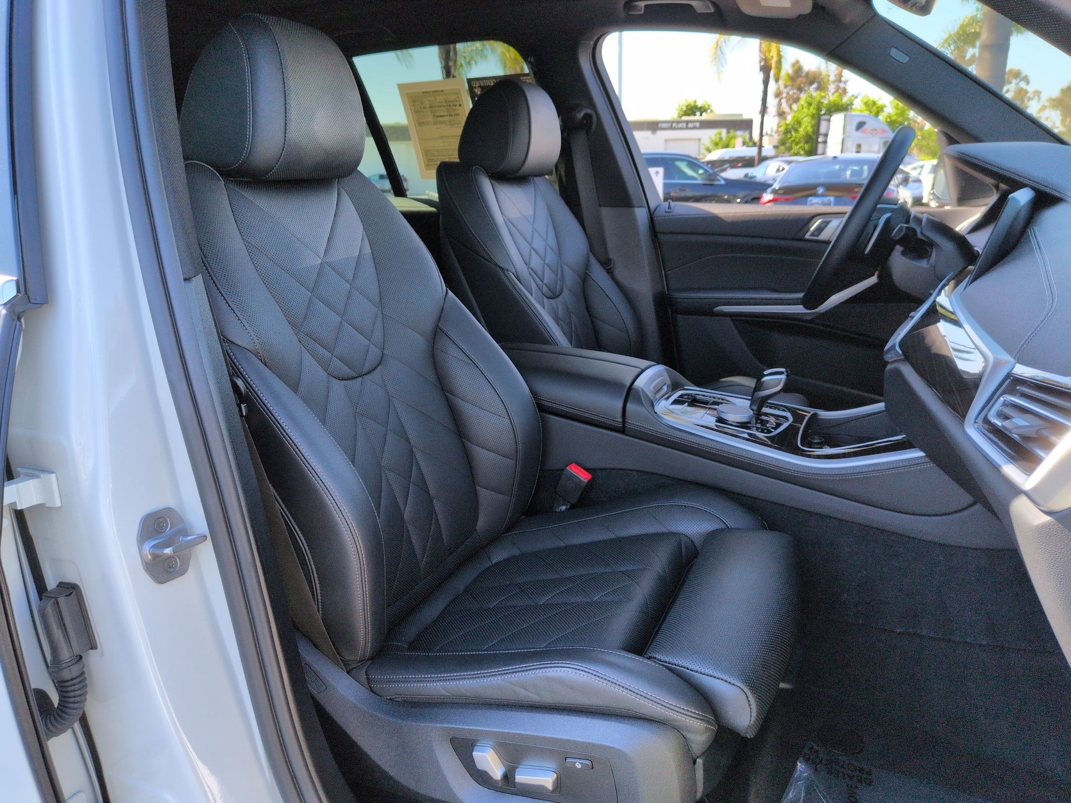 Certified 2023 BMW X5 xDrive40i w/ Premium Package AWD/4WD image 33