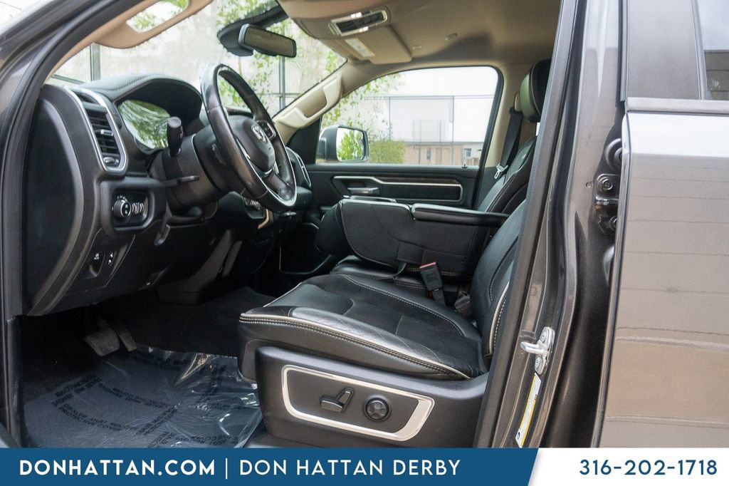 Used 2019 RAM 1500 Laramie AWD/4WD image 3