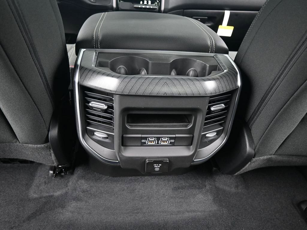 Used 2025 RAM 1500 Big Horn AWD/4WD image 28