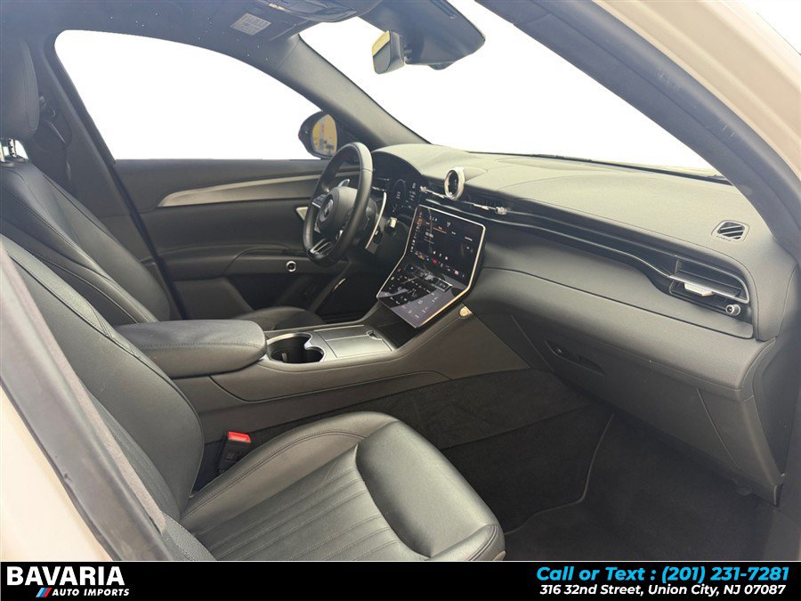 Used 2023 Maserati Grecale GT AWD/4WD image 17